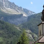 Renovated Flat At The Foot Of The Grands Montets 아파트 샤모니